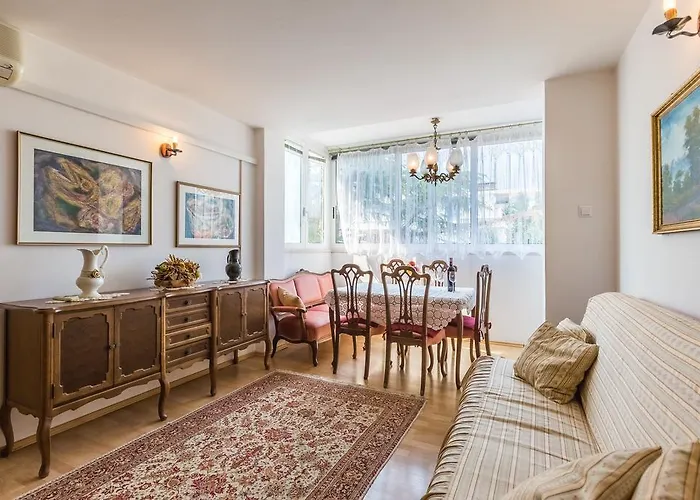 Vemar Apartment - Near The Beach, Private Parking