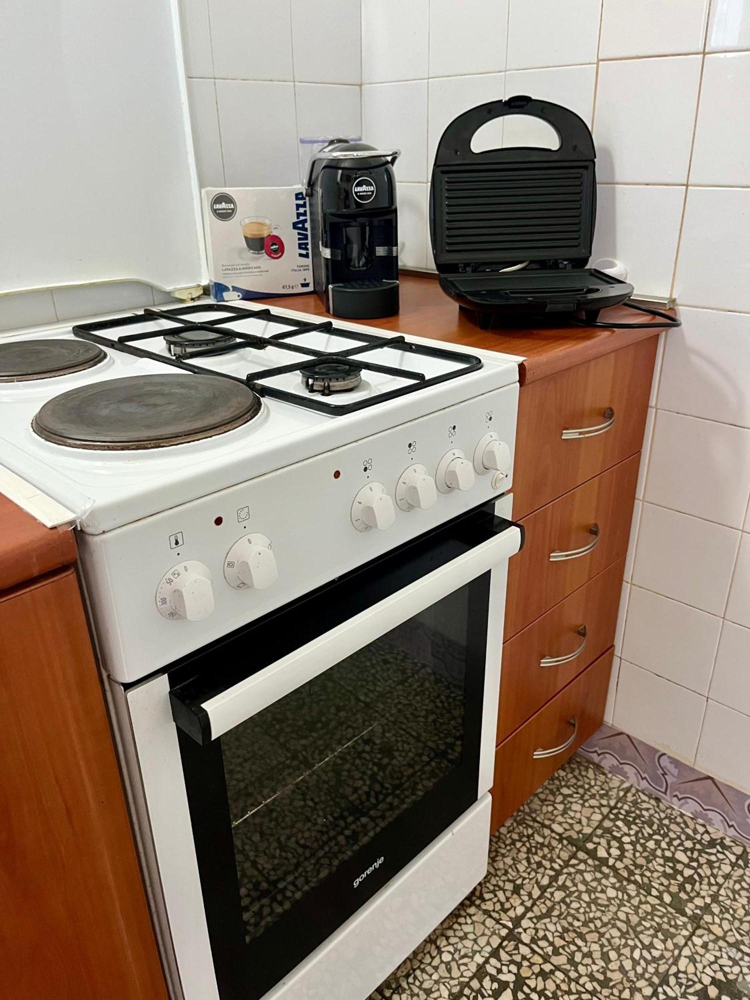 Vemar - Near The Beach, Private Parking